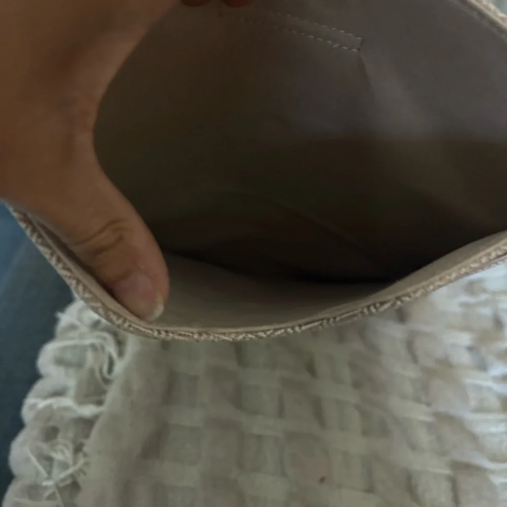 NWT Lindsay Albanese LIMITED EDITION DAILY LAPTOP CLUTCH SLEEVE HERRINGBONE